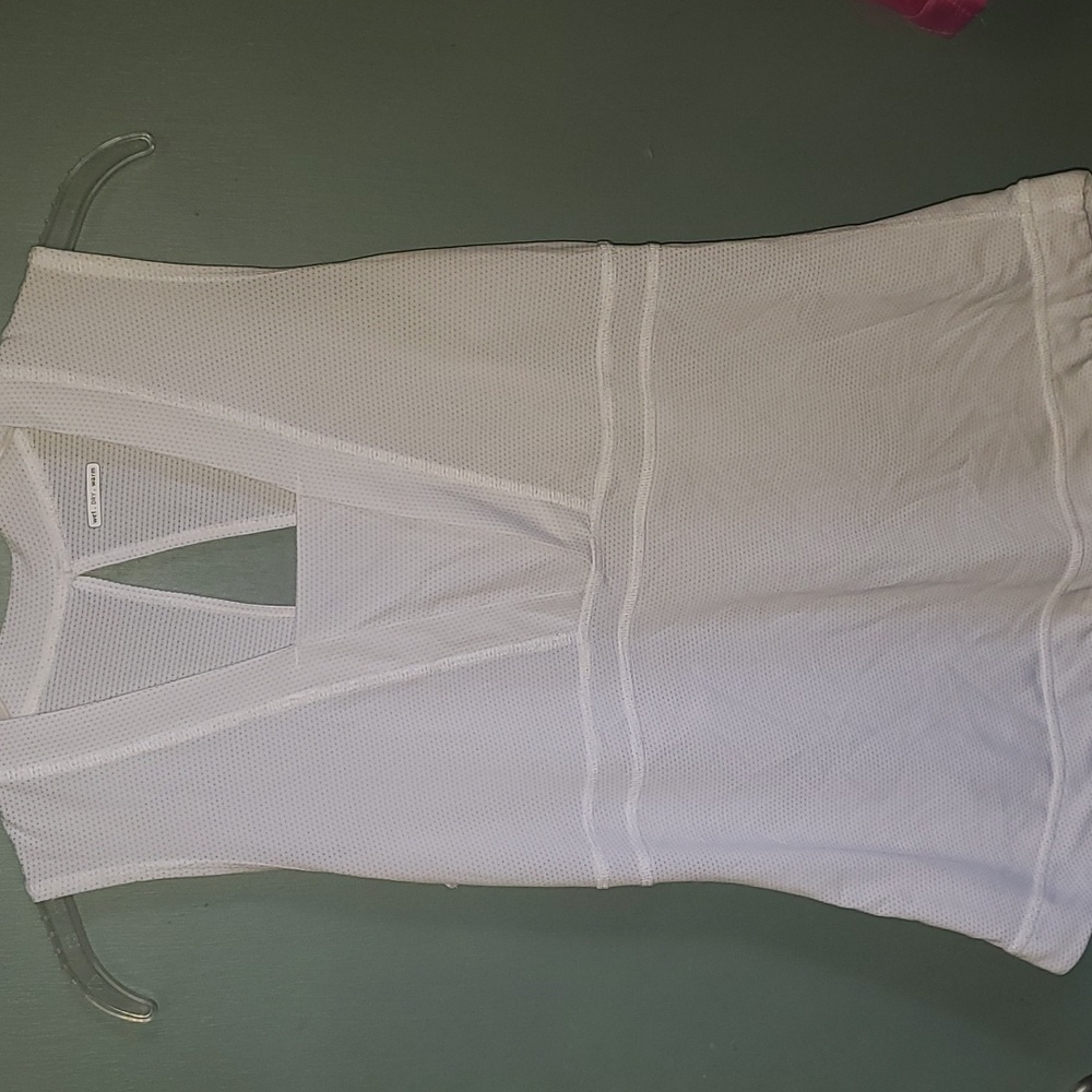 Lululemon tank top